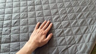 【布団のシーツやめました】洗濯の手間が減ったシンプル寝具の作り方